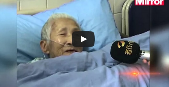 Cina, 94enne si sveglia dal coma: ora parla solo inglese - (Video)