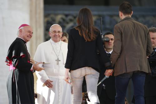 Papa Francesco sul matrimonio: 'Oggi ci vuole coraggio per sposarsi'