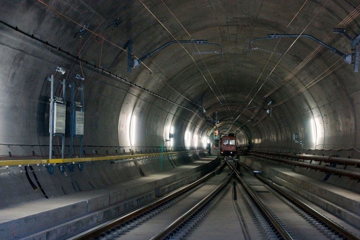 E' considerato il tunnel più lungo del mondo. Ecco dove si trova